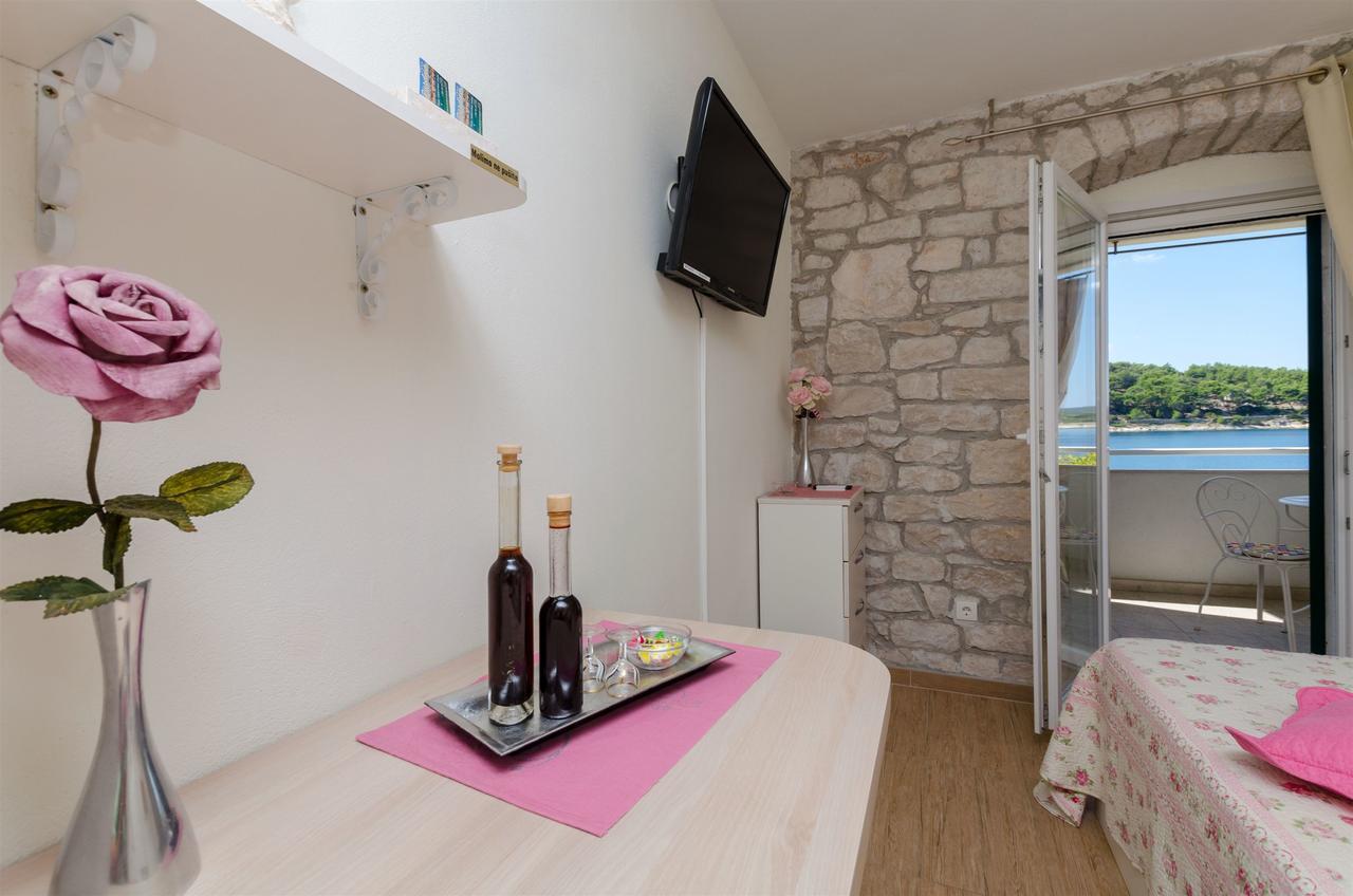 Apartments Djurdjica Povlja  Extérieur photo